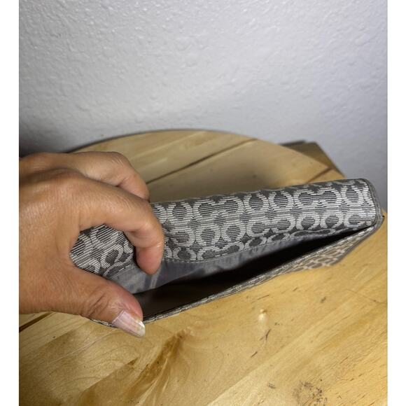 Coach Madison Slim Envelope Fabric Needlepoint Op Art Mahogany Wallet - Picture 7 of 8